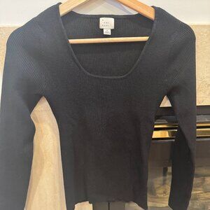 Ribbed black long sleeve